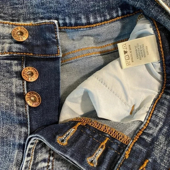 Sneak Peek Acid Wash Wide Leg High‎ Rise Jeans. Like New. Women’s Size: 11 W30. - Picture 7 of 8